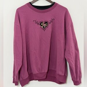 Day Breeze Embroidered Heart Sweatshirt